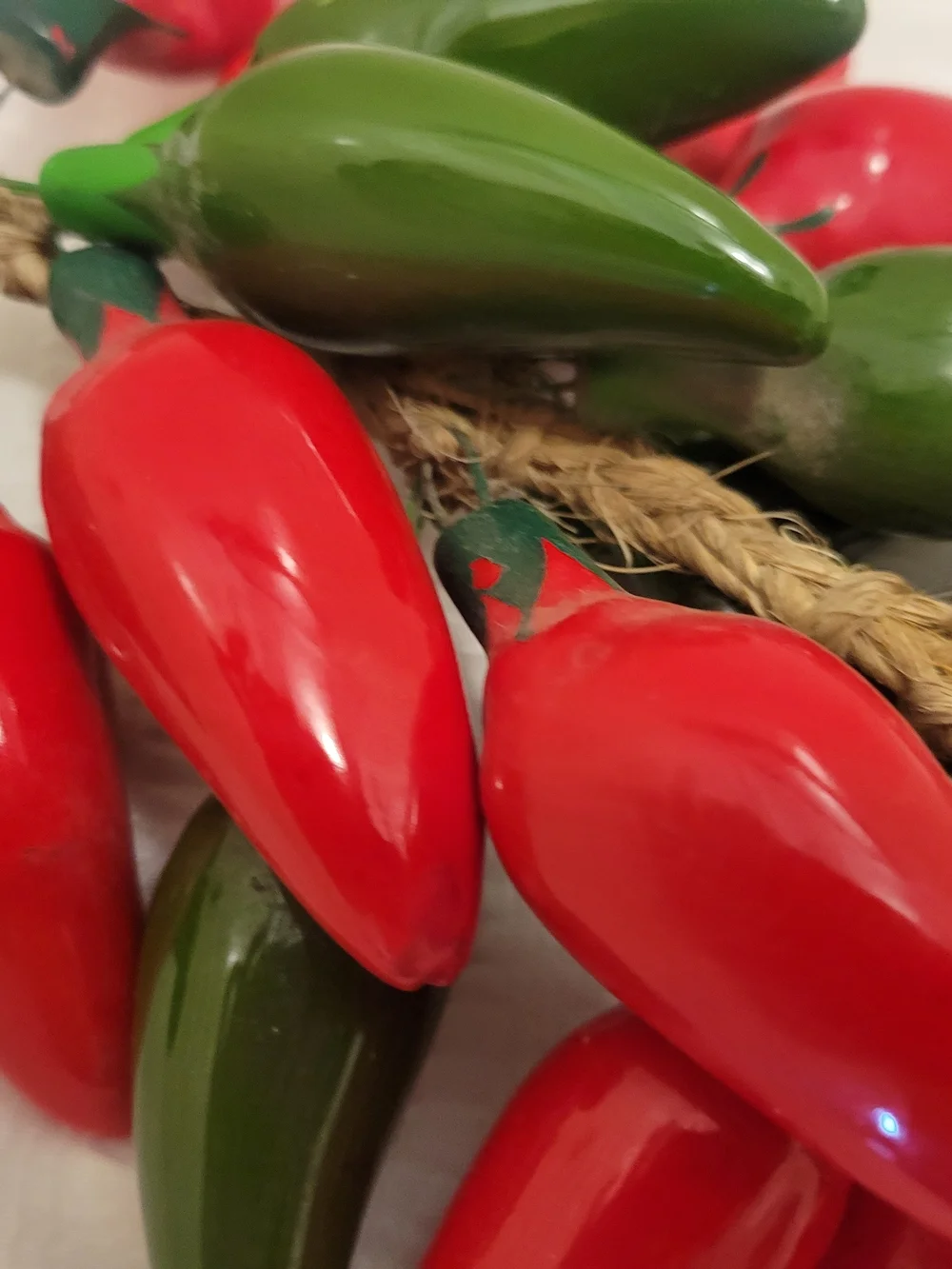 Ceramic Decorative Red & Green Chili Pepper Hanging Garland - Home Holiday